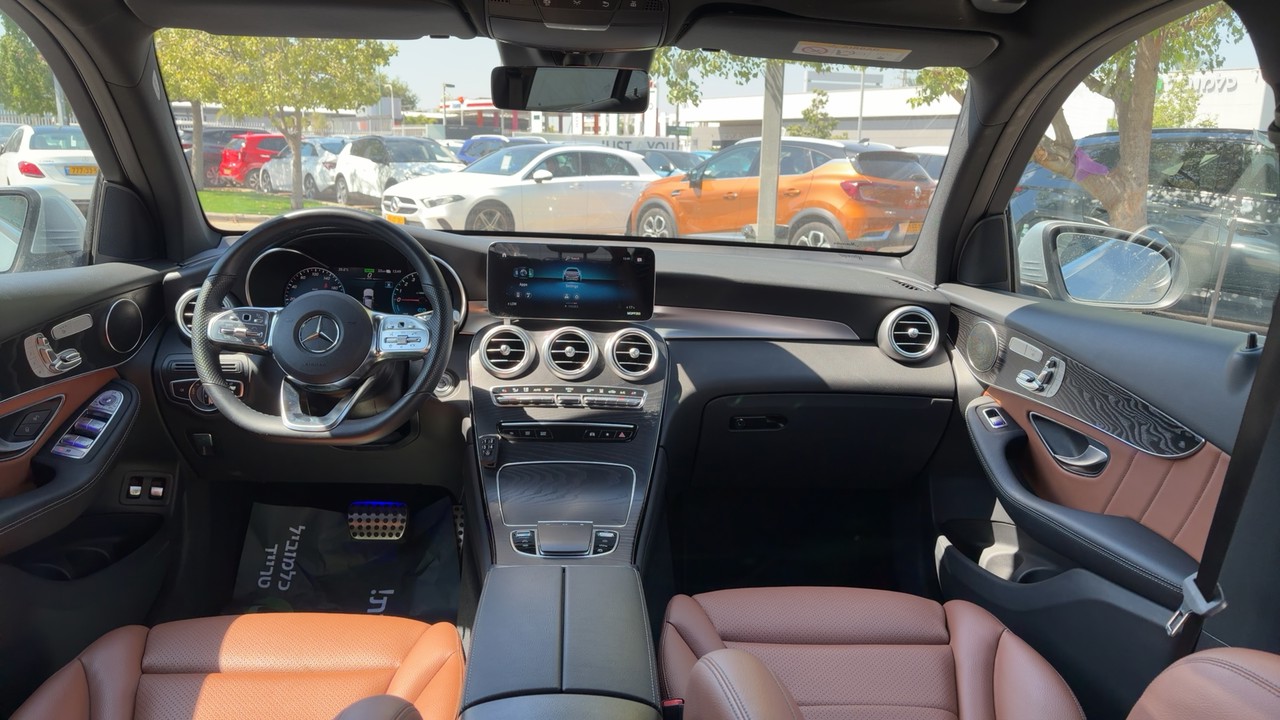 GLC 300 e 4MATIC
