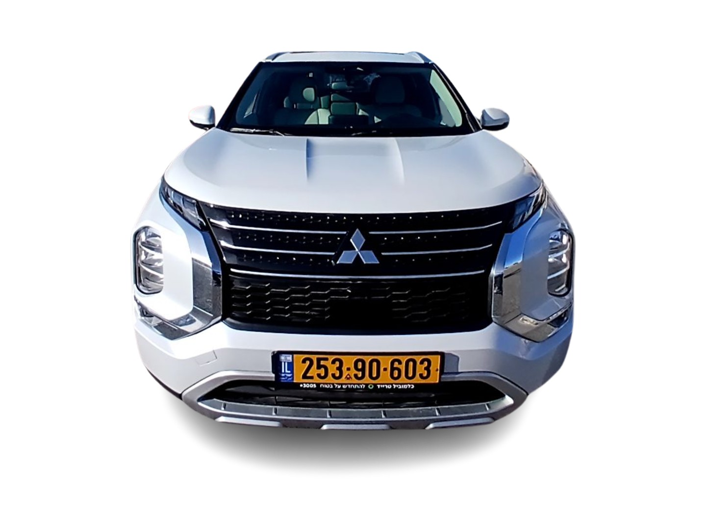 מיצובישי אאוטלנדר 2023