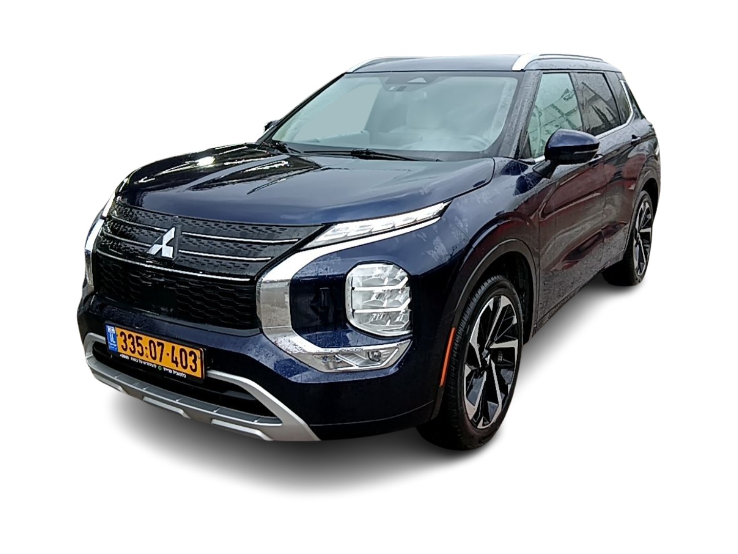 מיצובישי אאוטלנדר 2023