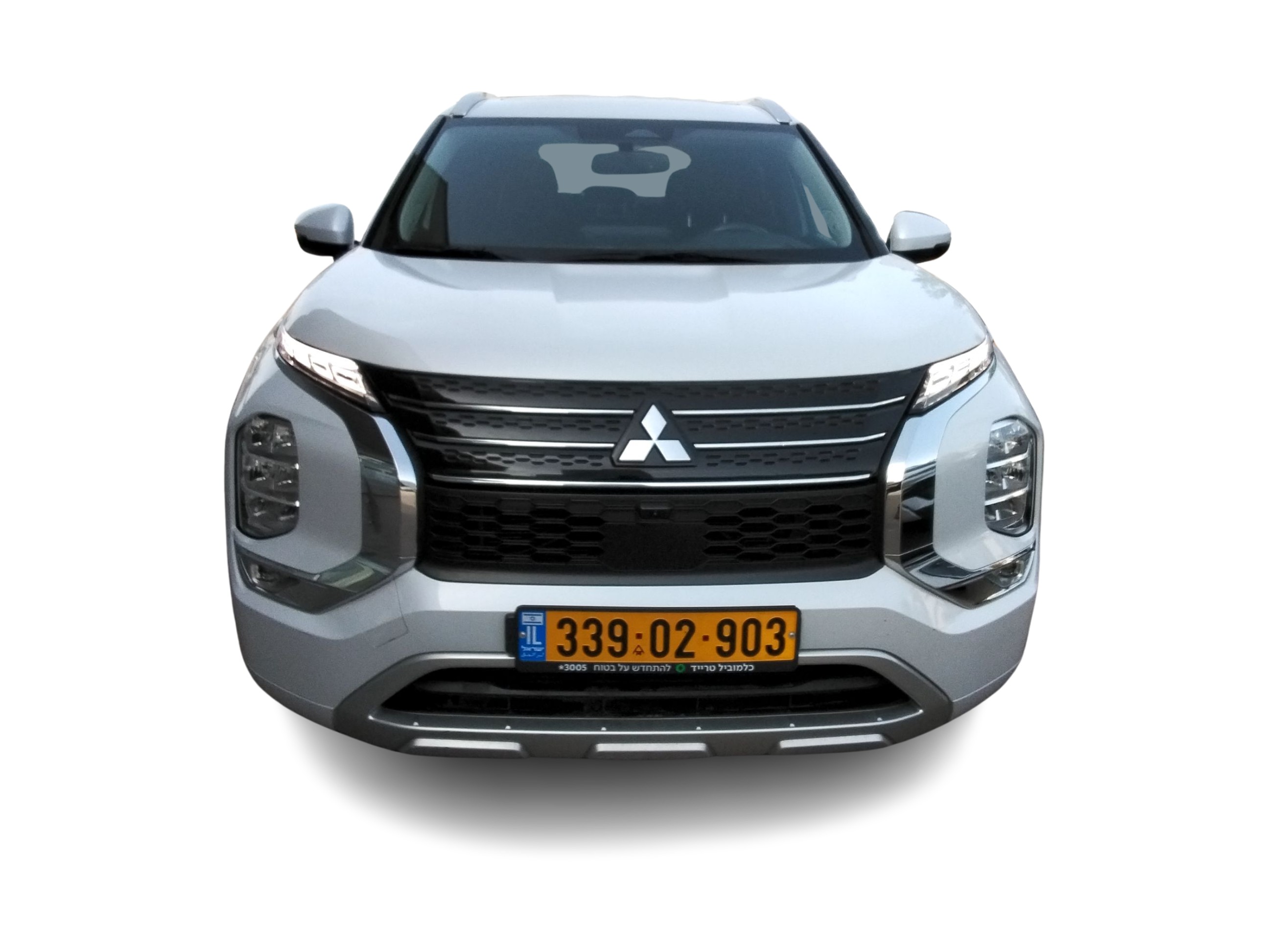 מיצובישי אאוטלנדר 2023