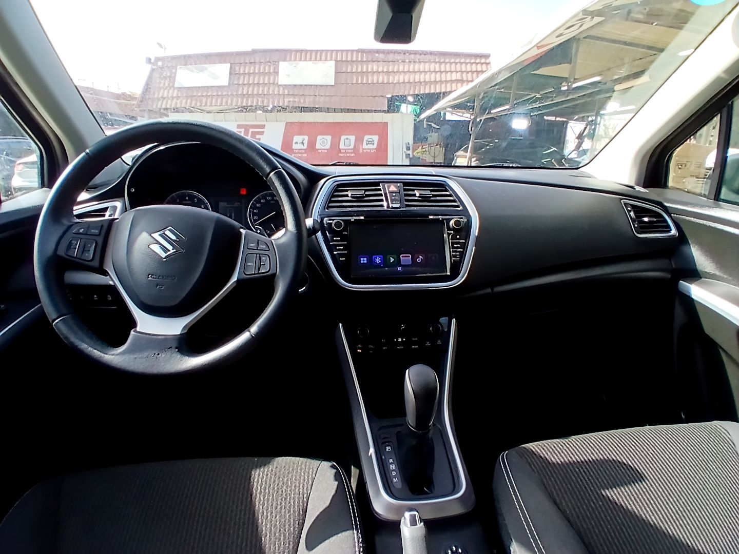 סוזוקי קרוסאובר 2018