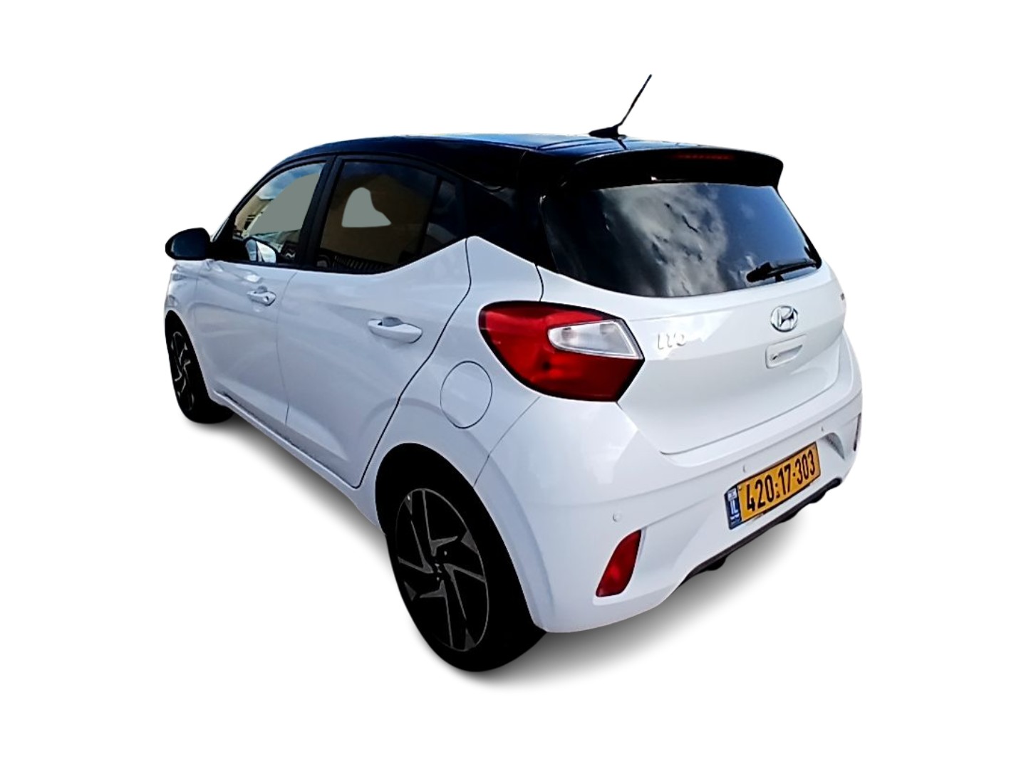 יונדאי I-10 2023