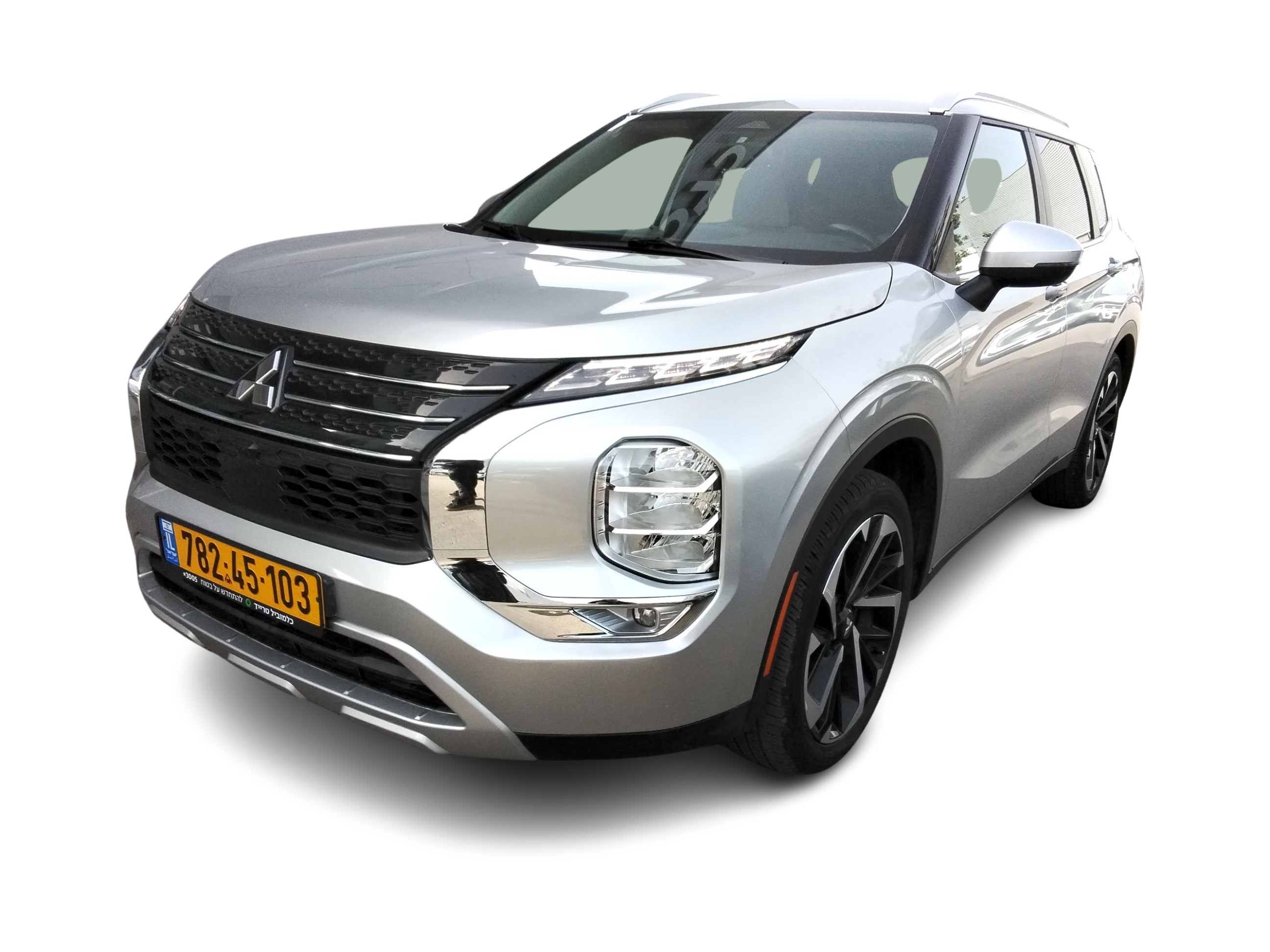 מיצובישי אאוטלנדר 2024